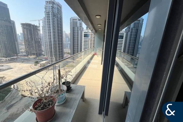 Large spacious 2bed + maid | Vastu compliant